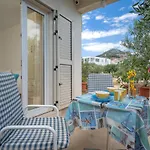 Fio - & 3* Hvar Town