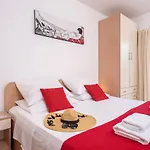 Gostinjska kuća Fio - & 3*