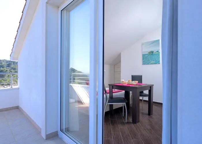 Guest house Fio - & Hvar Town