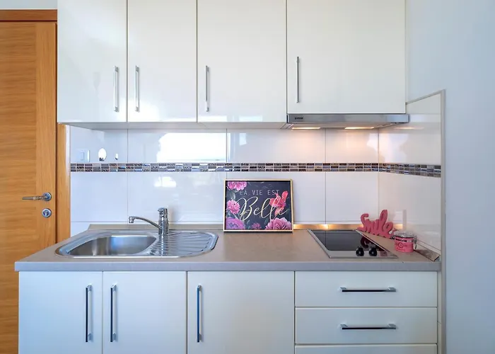 بيت ضيافة Fio - & 3*