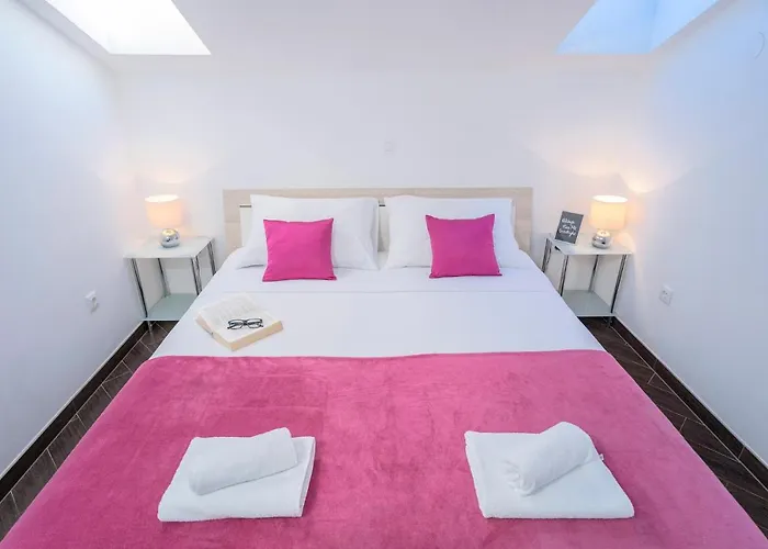 Fio - & Guest house 3*